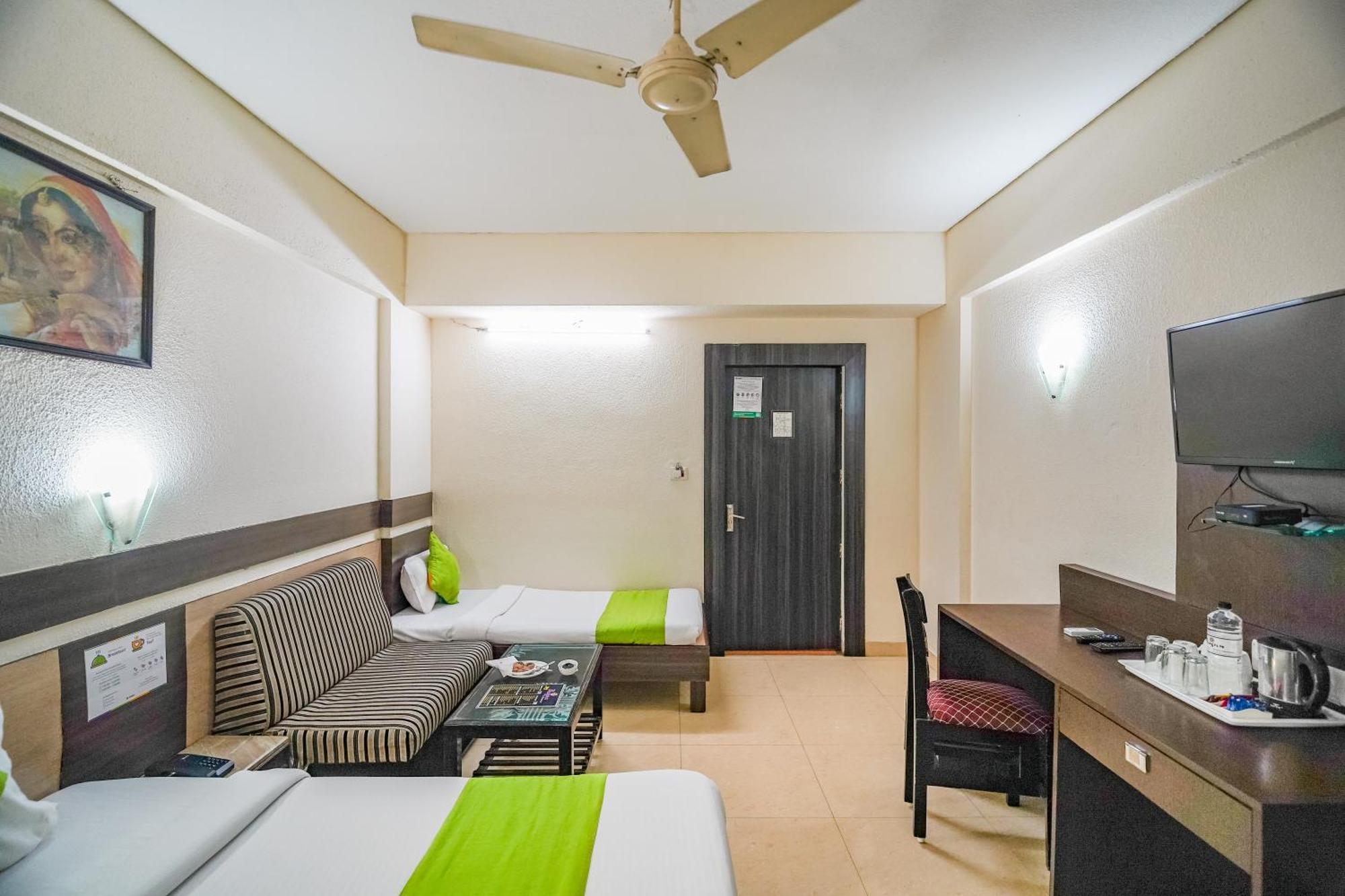Hotel The Shagun Бхопал Экстерьер фото