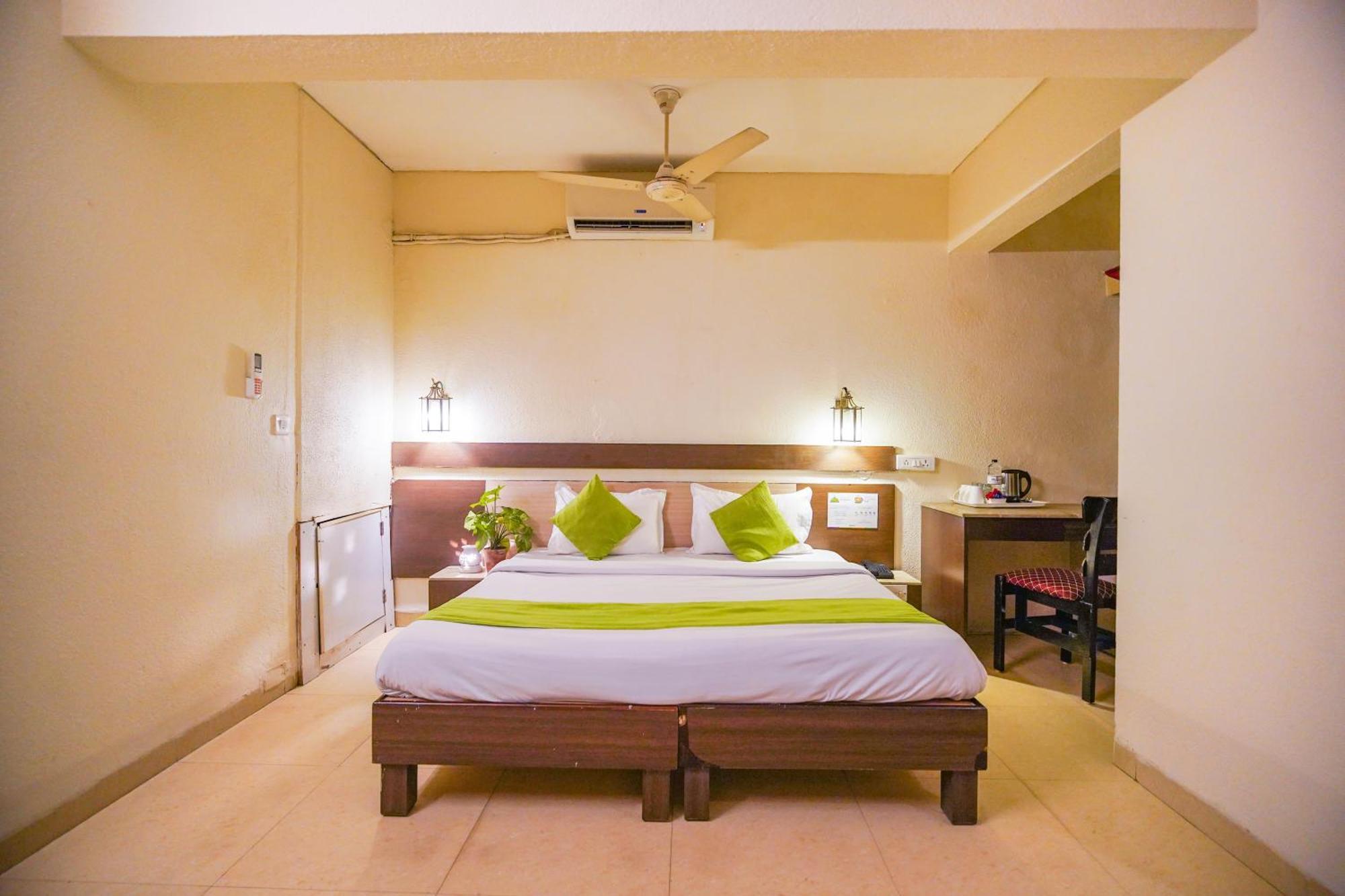 Hotel The Shagun Бхопал Экстерьер фото